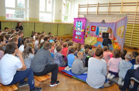 Teatrzyk "Internetowe pułapki"